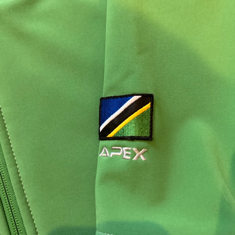 The North Face Summit Series Bionic Softshell Ape… - image 3